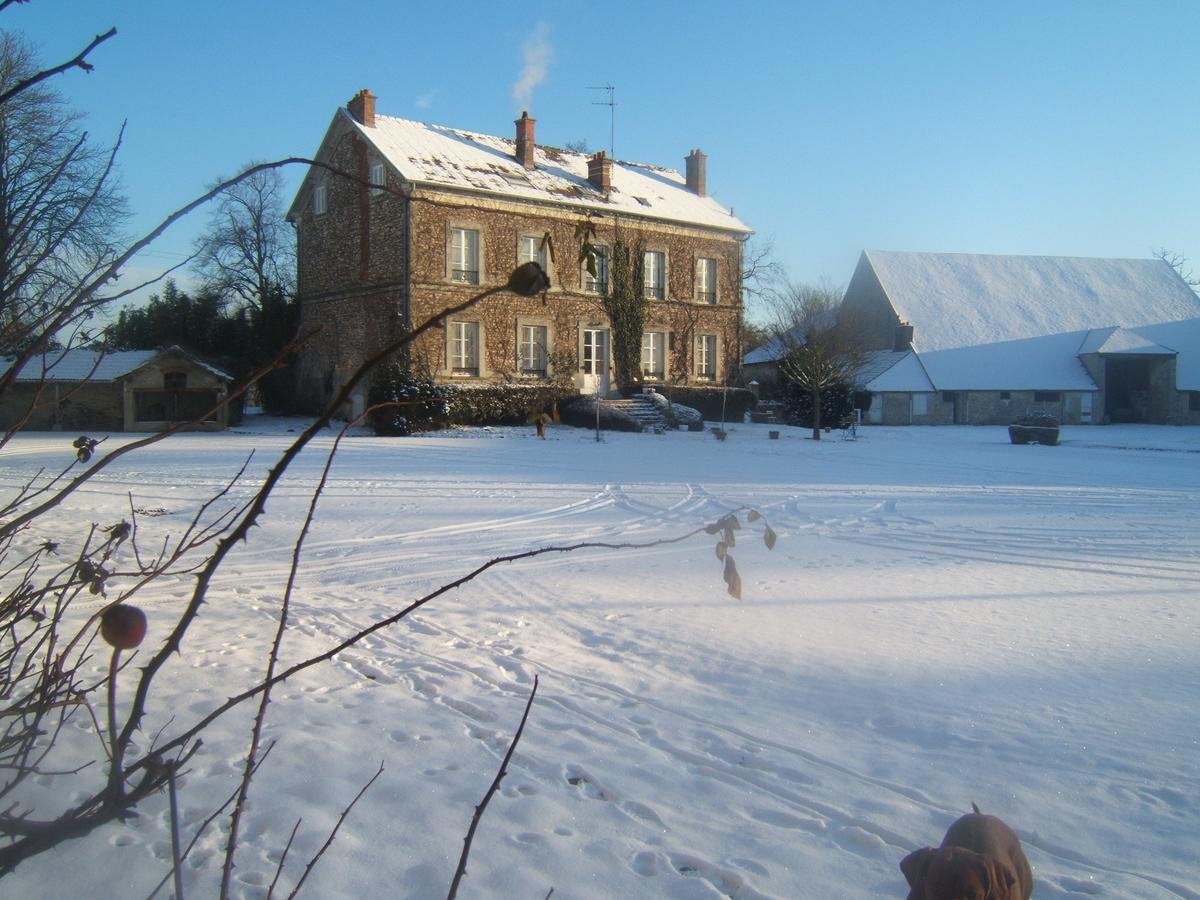 Ferme De Galande Réau Exterior photo